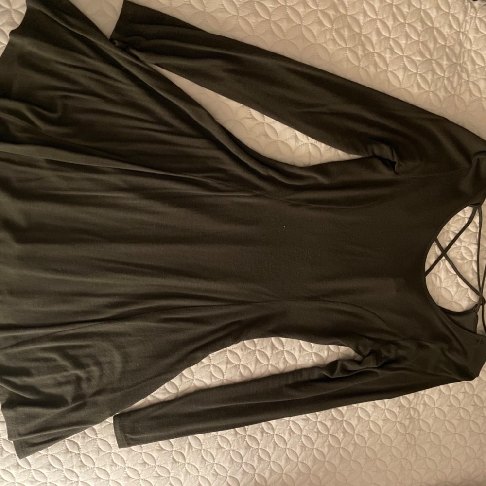 Clothes - Picture 2 of 2